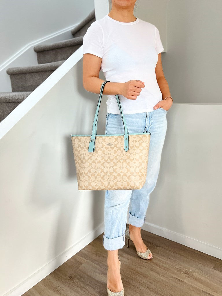 Coach Light Blue Leather Monogram Front Logo Carryall Shoulder Bag Like New