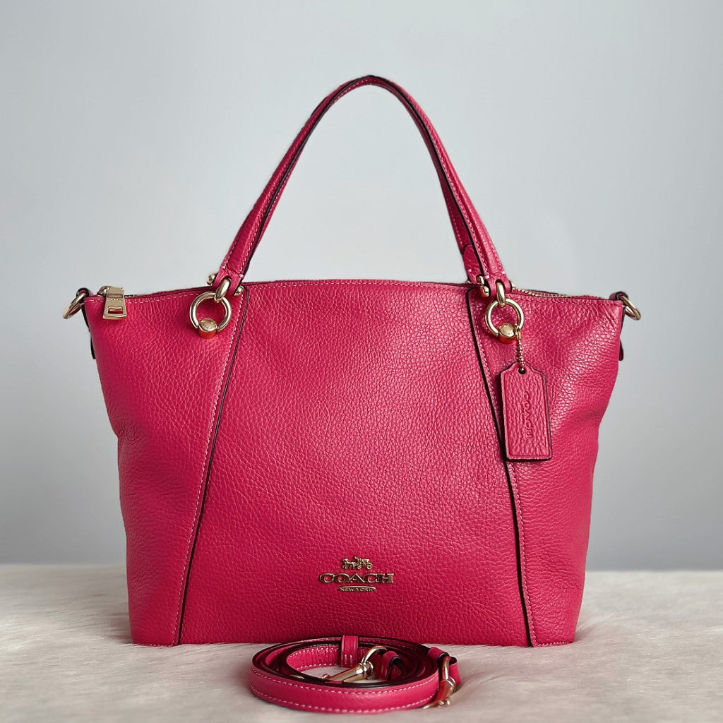 Coach Fuchsia Leather Front Logo 2 Way Shoulder Bag Like New
