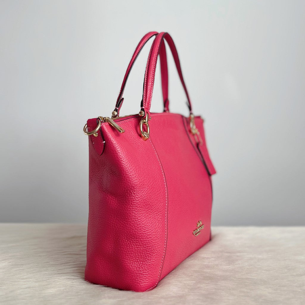 Coach Fuchsia Leather Front Logo 2 Way Shoulder Bag Like New