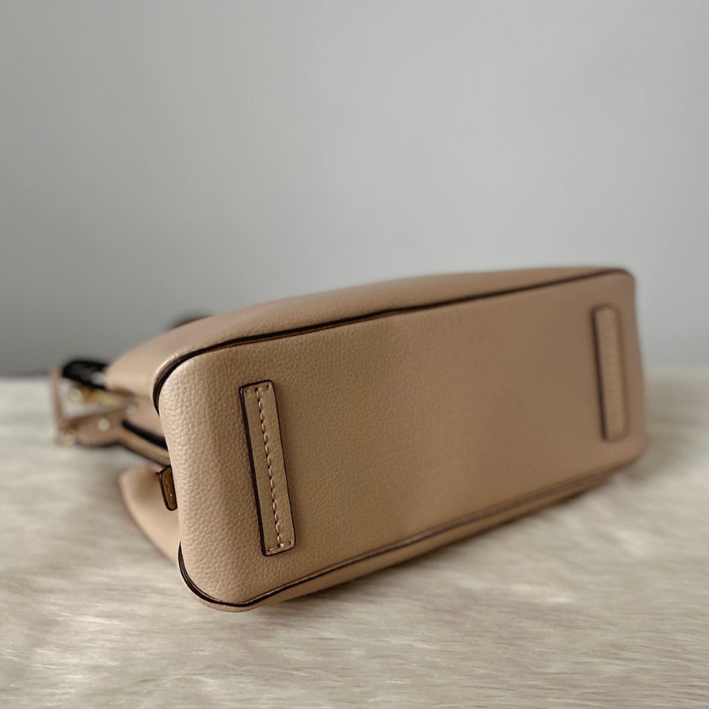 Marc Jacobs Beige Leather Triple Compartment 2 Way Shoulder Bag Like New