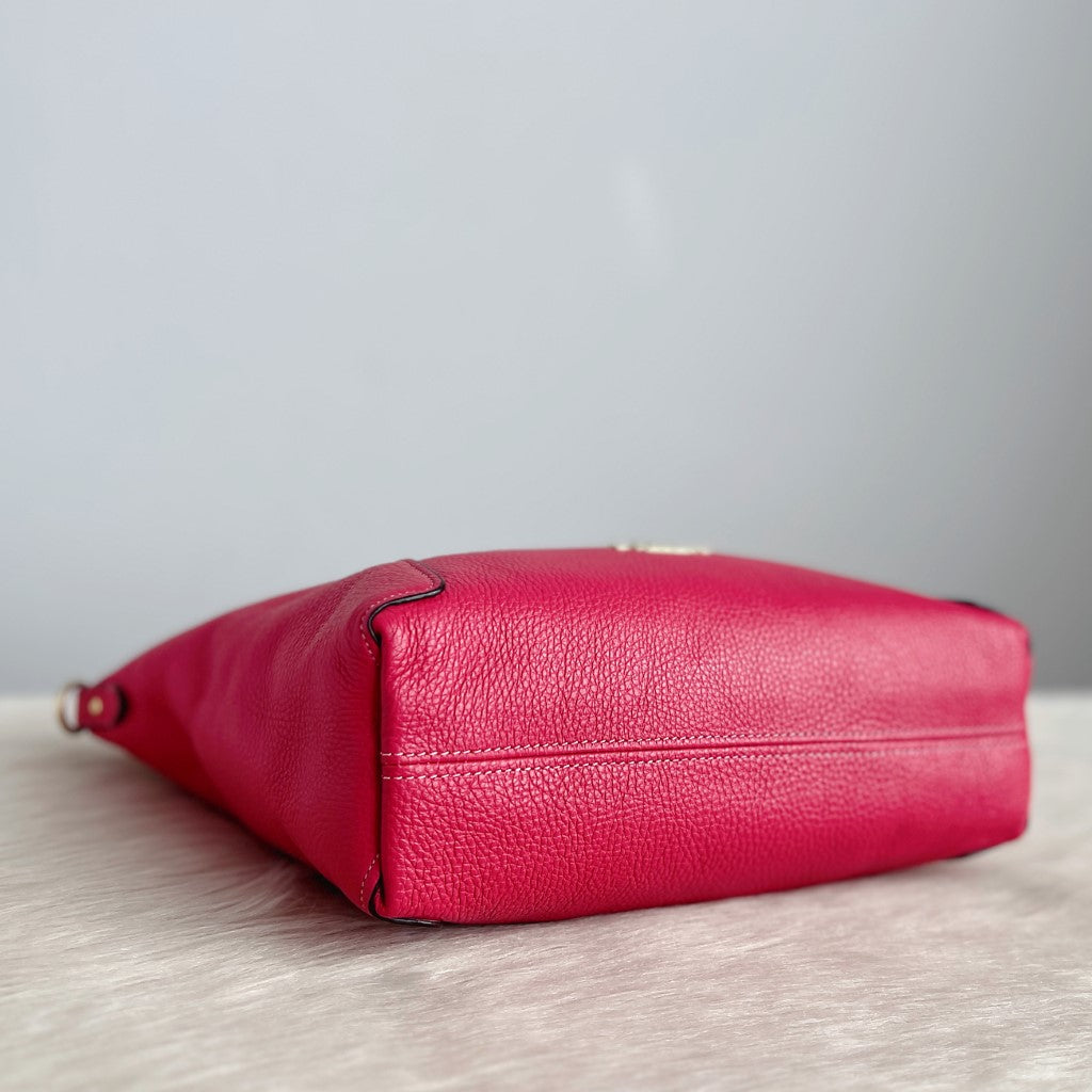 Coach Fuchsia Leather Front Logo 2 Way Shoulder Bag Like New
