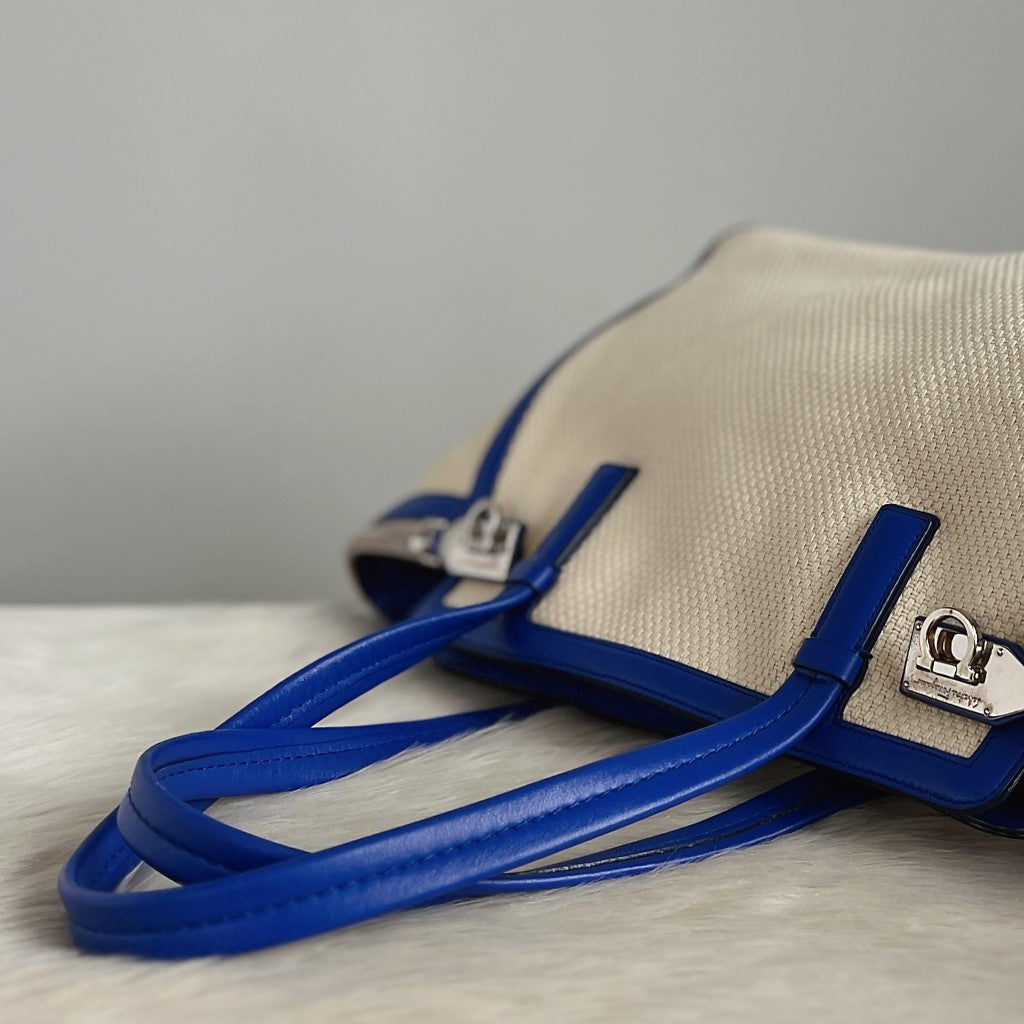 Salvatore Ferragamo Blue Leather Straw Large Shoulder Bag Excellent
