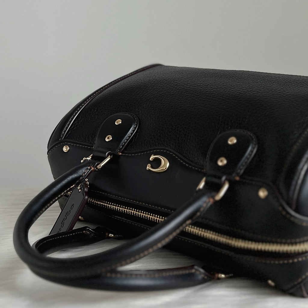 Coach Black Leather Front Logo Boston 2 Way Shoulder Bag Like New