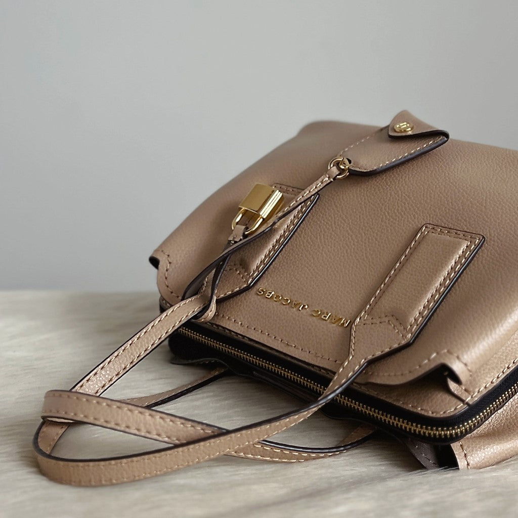 Marc Jacobs Beige Leather Triple Compartment 2 Way Shoulder Bag Like New
