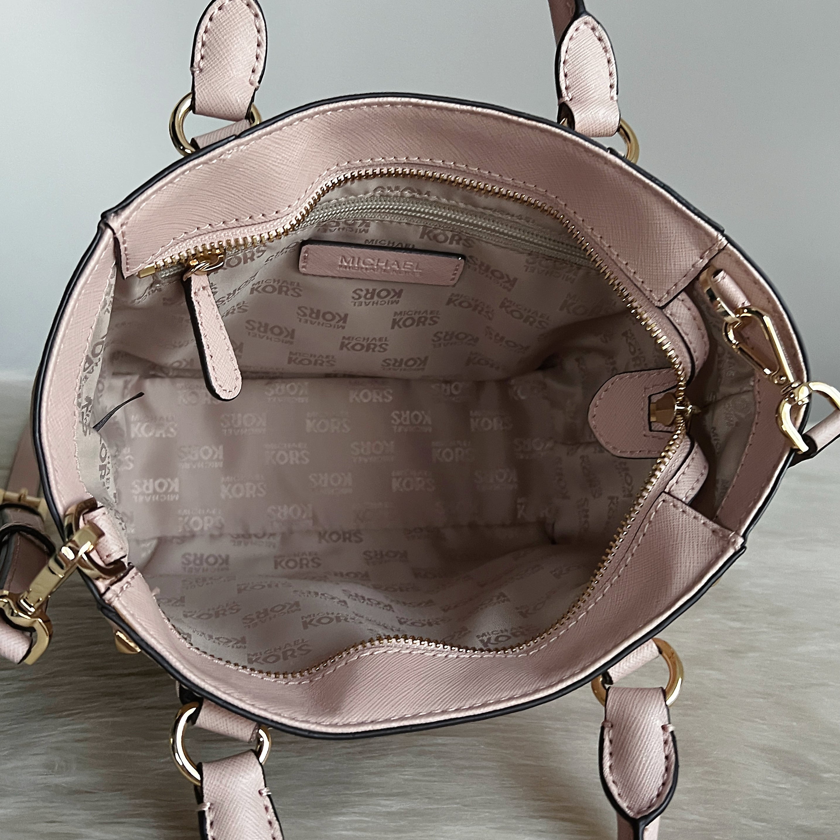 Michael Kors Pink Leather Studded Detail 2 Way Shoulder Bag Excellent
