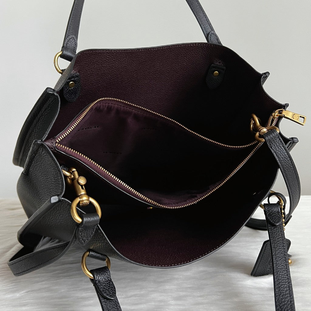 Coach Black Leather Triple Compartment Career 2 Way Shoulder Bag