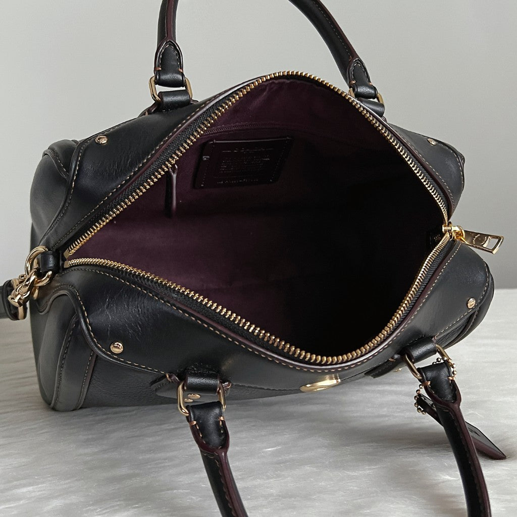 Coach Black Leather Front Logo Boston 2 Way Shoulder Bag Like New