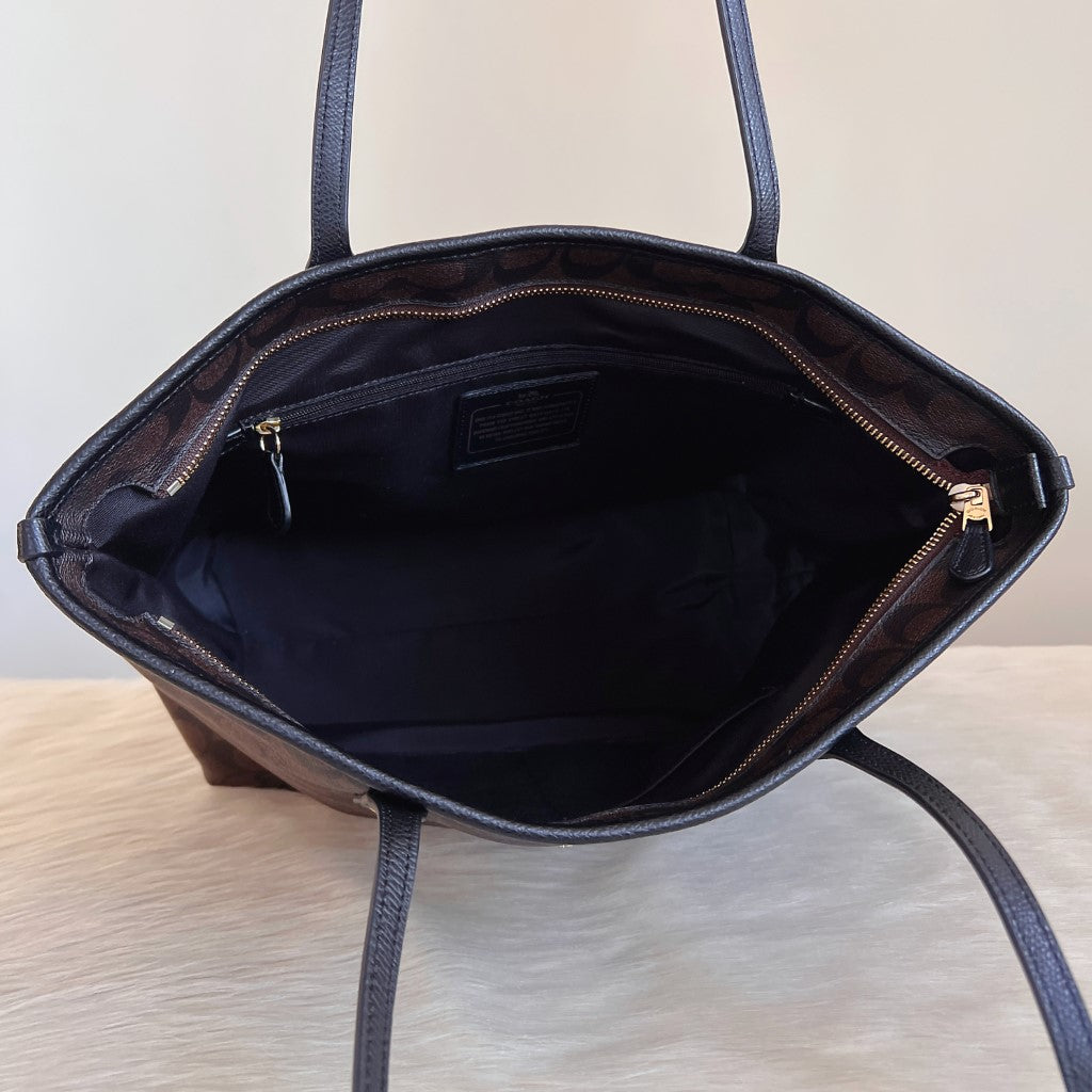 Coach Black Leather Monogram Carryall Shoulder Bag Excellent