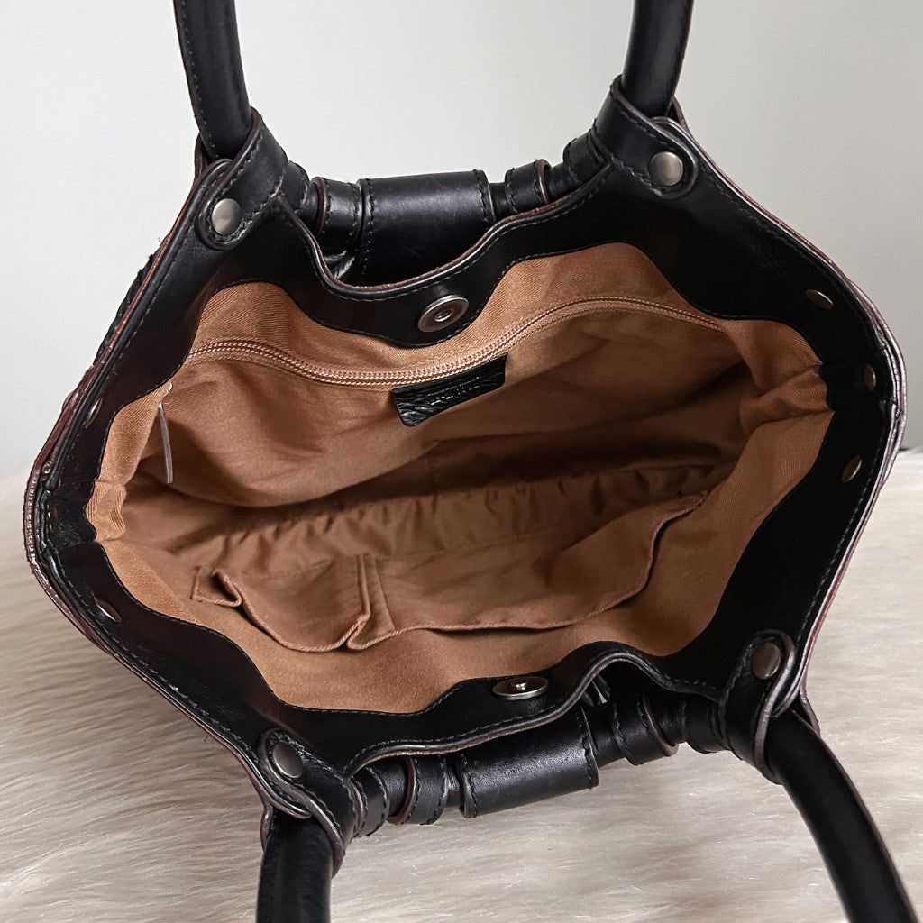 Salvatore Ferragamo Black Leather Studded Detail Shoulder Bag Excellent