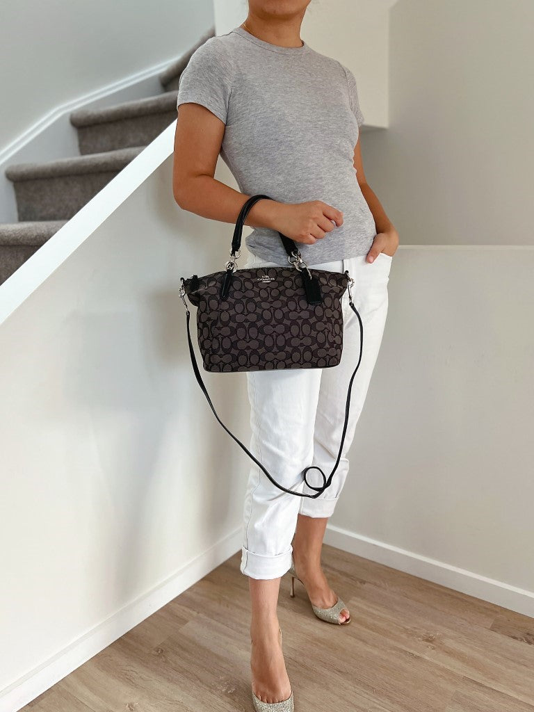 Coach Black Leather Monogram Front Logo 2 Way Shoulder Bag Excellent