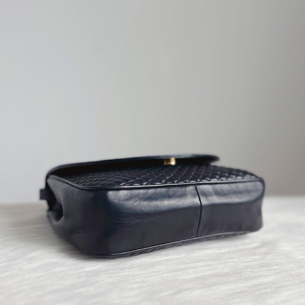 Bally Black Leather Quilited Front Logo Crossbody Shoulder Bag Excellent