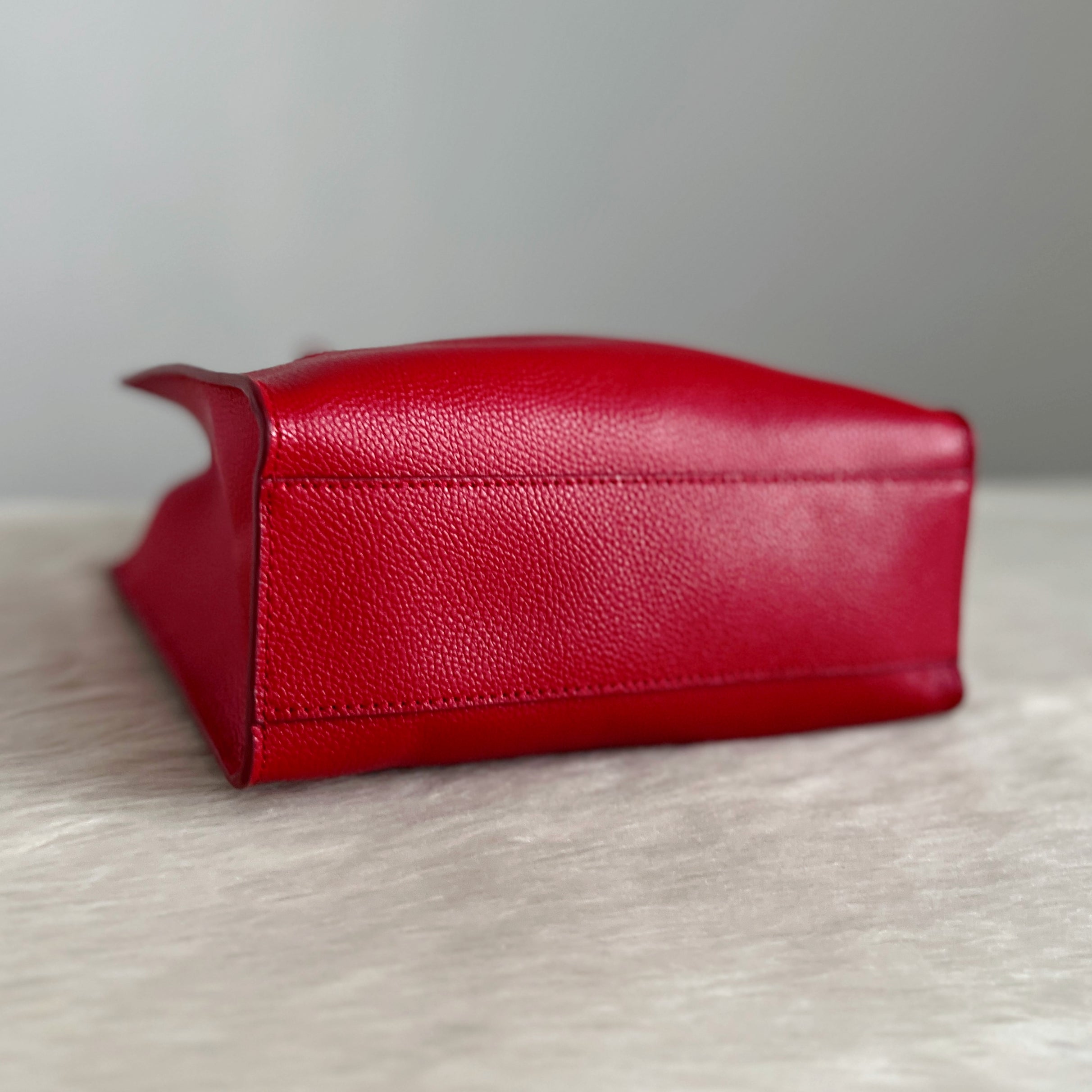 Marc Jacobs Red Leather Triple Compartment 2 Way Shoulder Bag Excellent