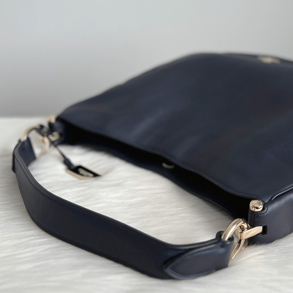 Coach Navy Leather Front Logo 2 Way Shoulder Bag Excellent