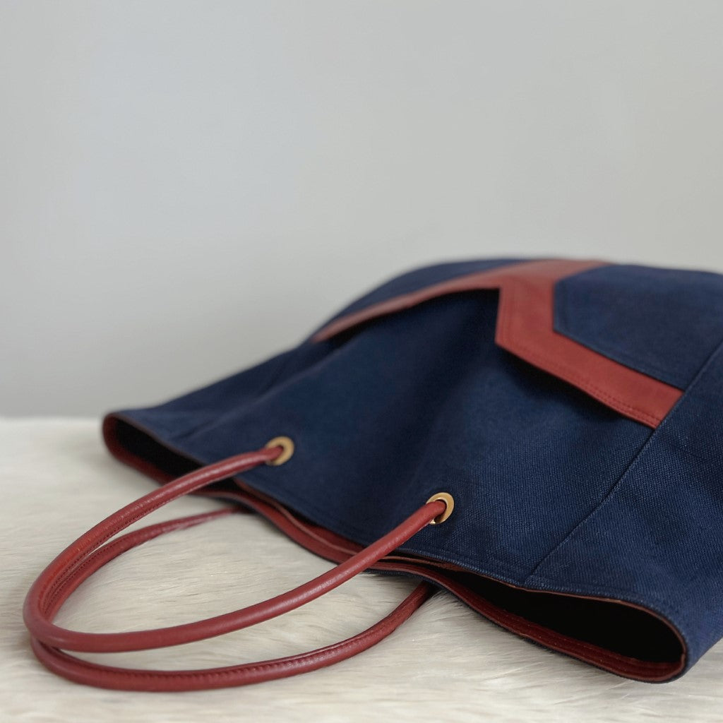 Yves Saint Laurent Two Tone Y Pattern Large Shoulder Bag