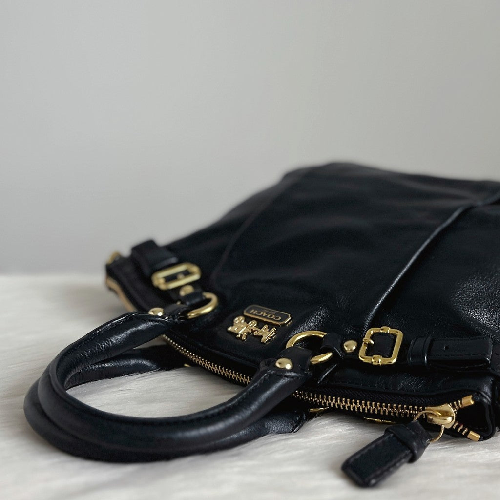 Coach Black Leather Double Buckle 2 Way Shoulder Bag Like New