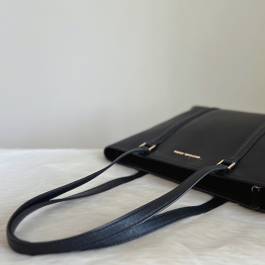 Michael Kors Black Leather Front Logo Carryall Shoulder Bag Like New