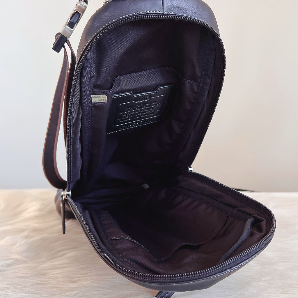Coach Black Leather Front Zip Pocket Unisex Backpack