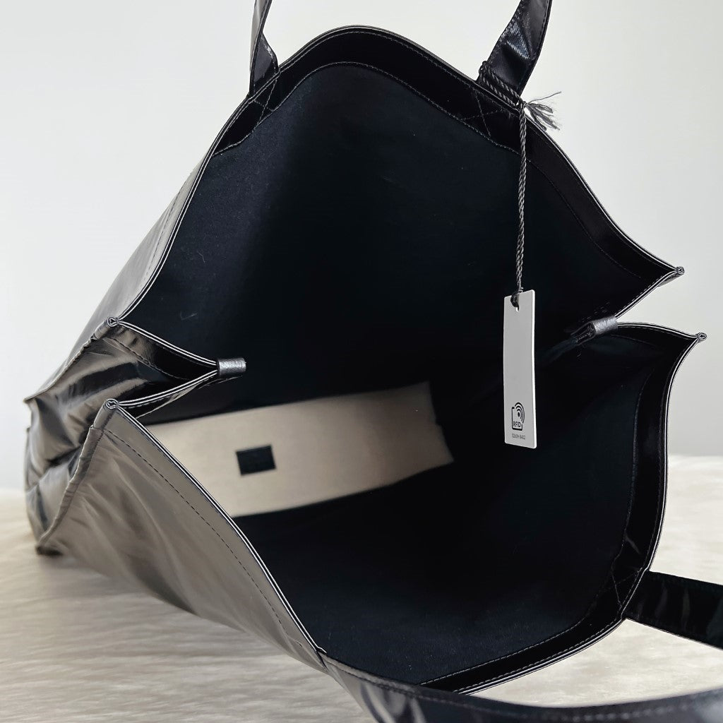 Gucci Black Front Logo Oversized Book Tote Bag New with Tags