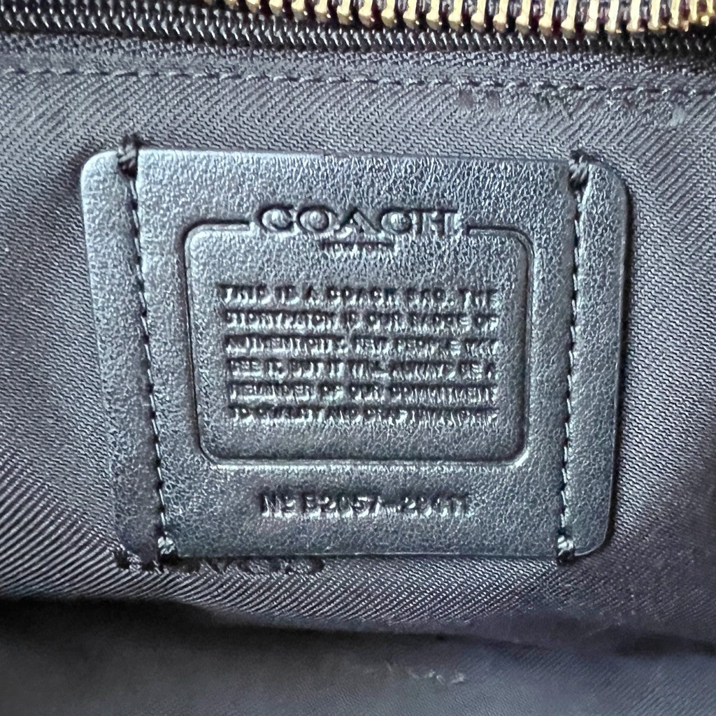 Coach Black Leather Front Logo Chain Detail Crossbody Shoulder Bag Excellent