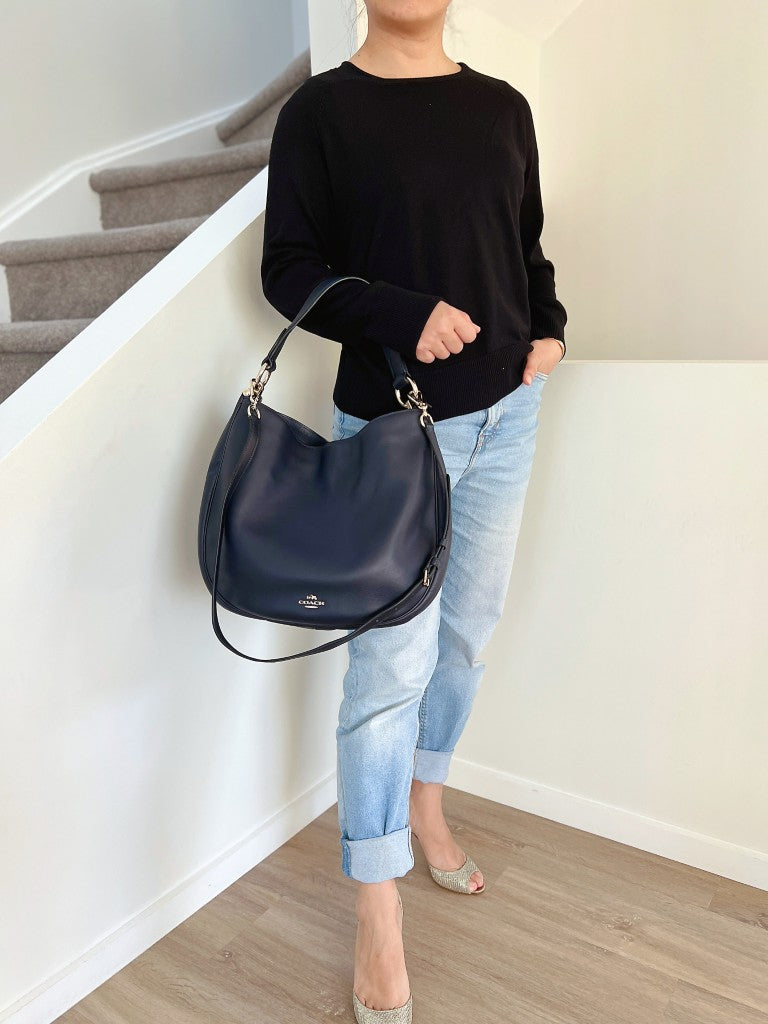 Coach Navy Leather Front Logo 2 Way Shoulder Bag Excellent