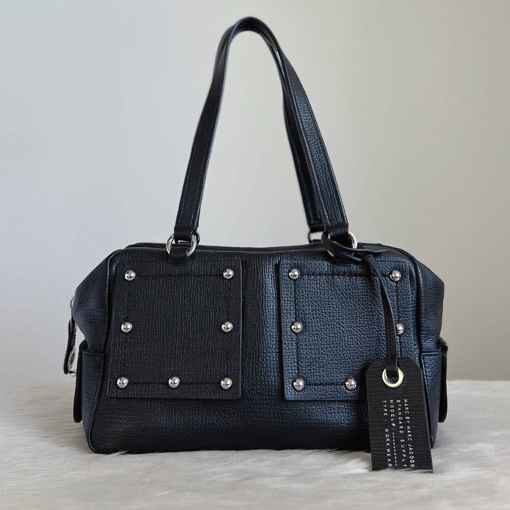 Marc Jacobs Black Leather Studded Detail Shoulder Bag Excellent