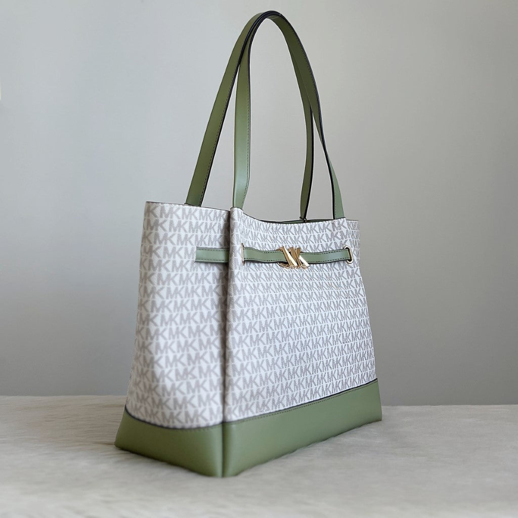 Michael Kors Light Green Leather Monogram Carryall Shoulder Bag Like New