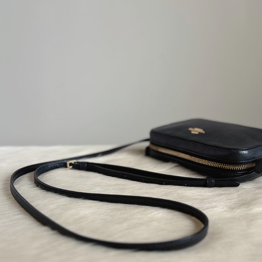 Coach Black Leather Front Logo Small Crossbody Shoulder Bag Excellent