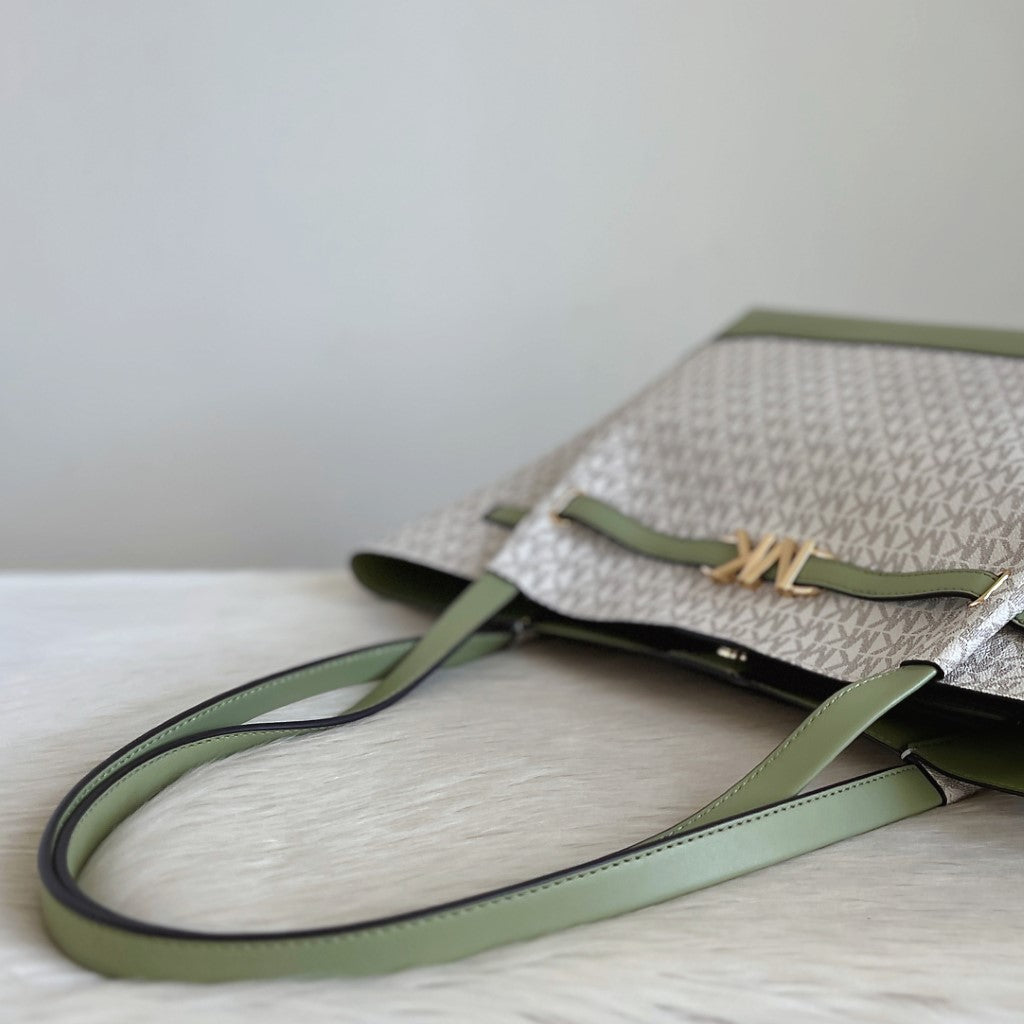 Michael Kors Light Green Leather Monogram Carryall Shoulder Bag Like New