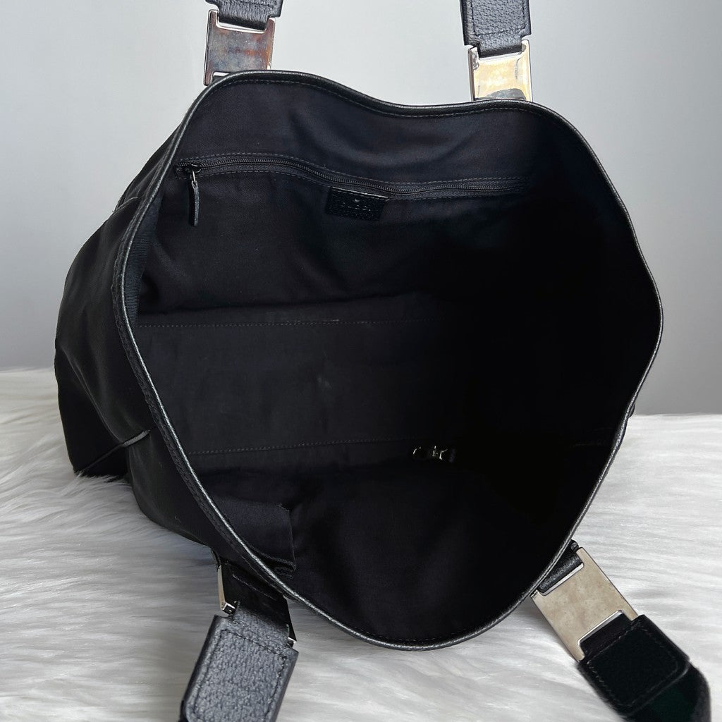 Gucci Black Canvas Double Strap Detail Carryall Shoulder Bag