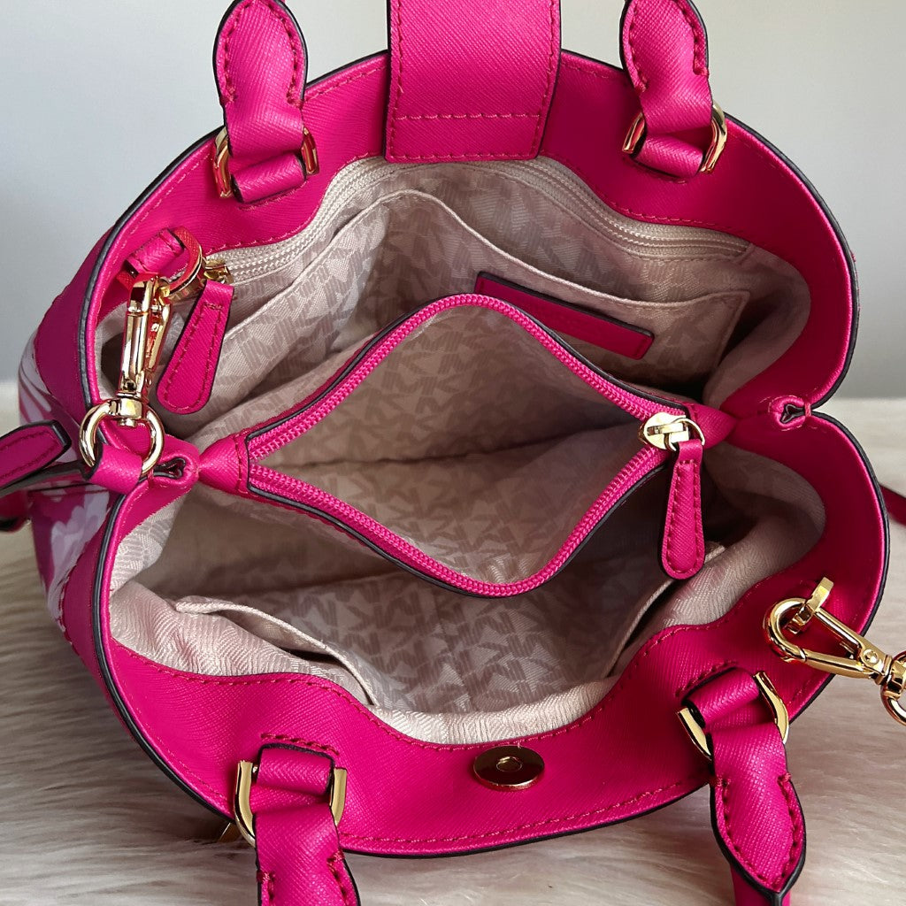 Michael Kors Fuchsia Leather Floral Triple Compartment 2 Way Shoulder Bag Like New