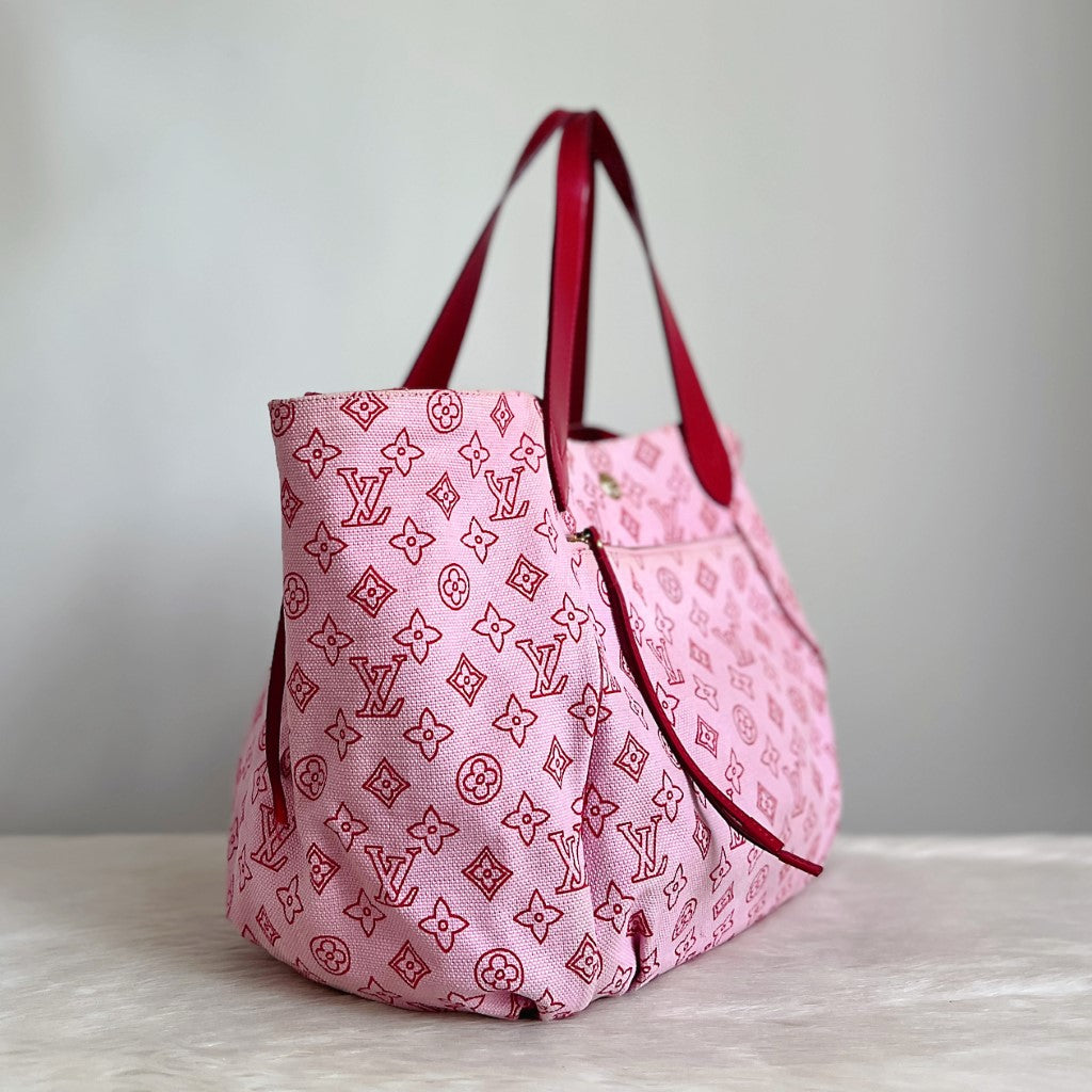 Louis Vuitton Limited Edition Fuchsia Monogram Large Carryall Shoulder Bag