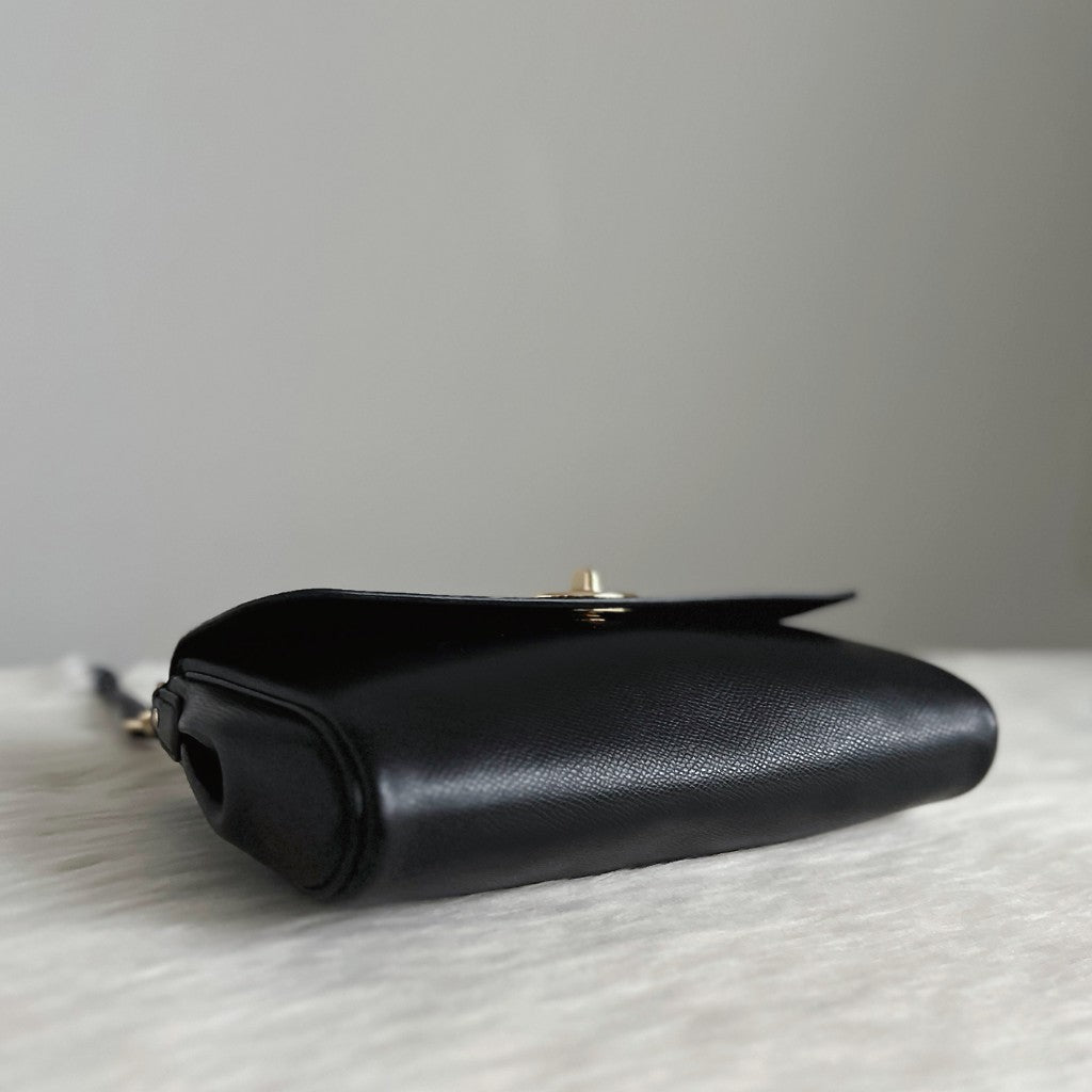 Coach Black Leather Turn Lock Flap Crossbody Shoulder Bag Like New