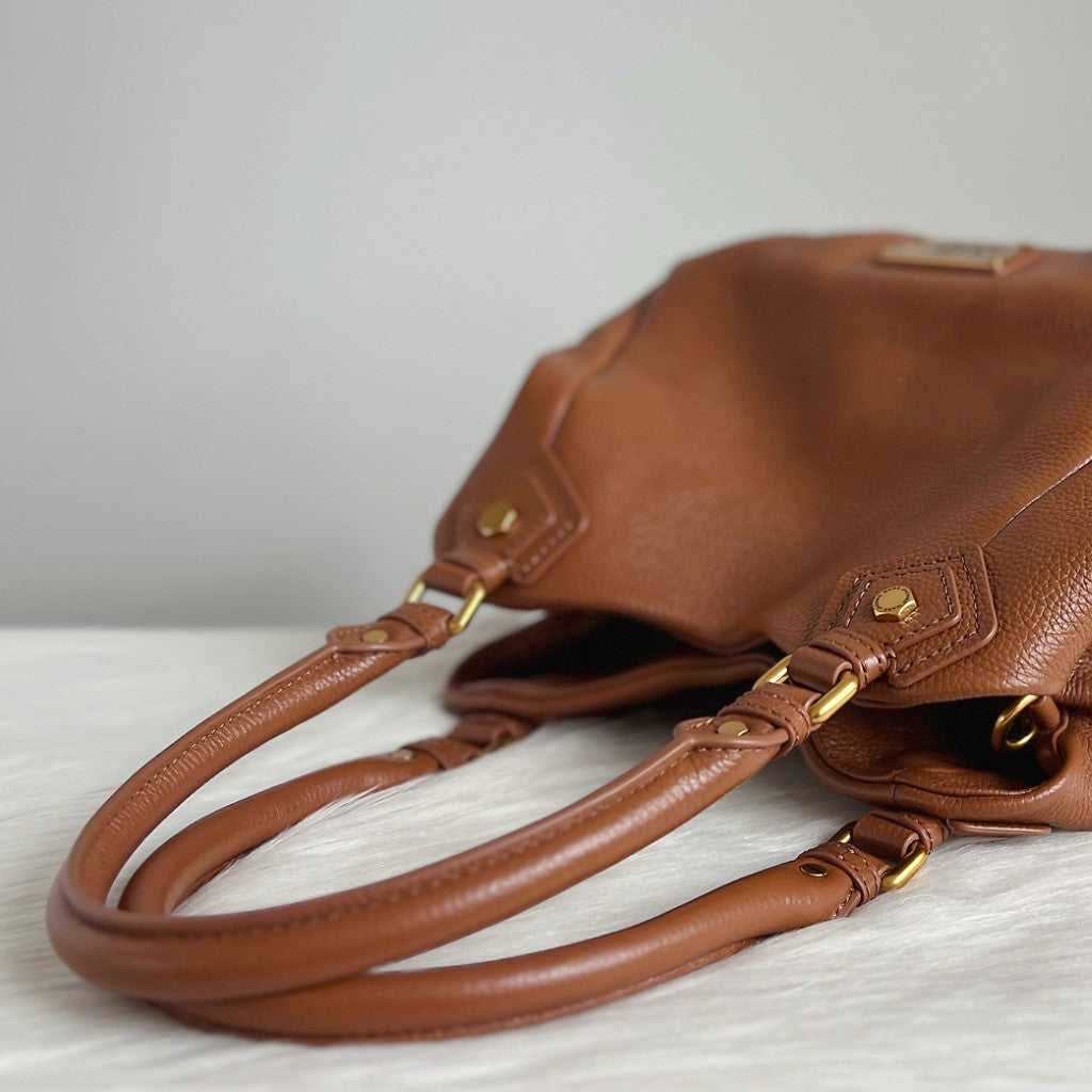 Marc Jacobs Caramel Leather Logo Detail 2 Way Shoulder Bag Like New
