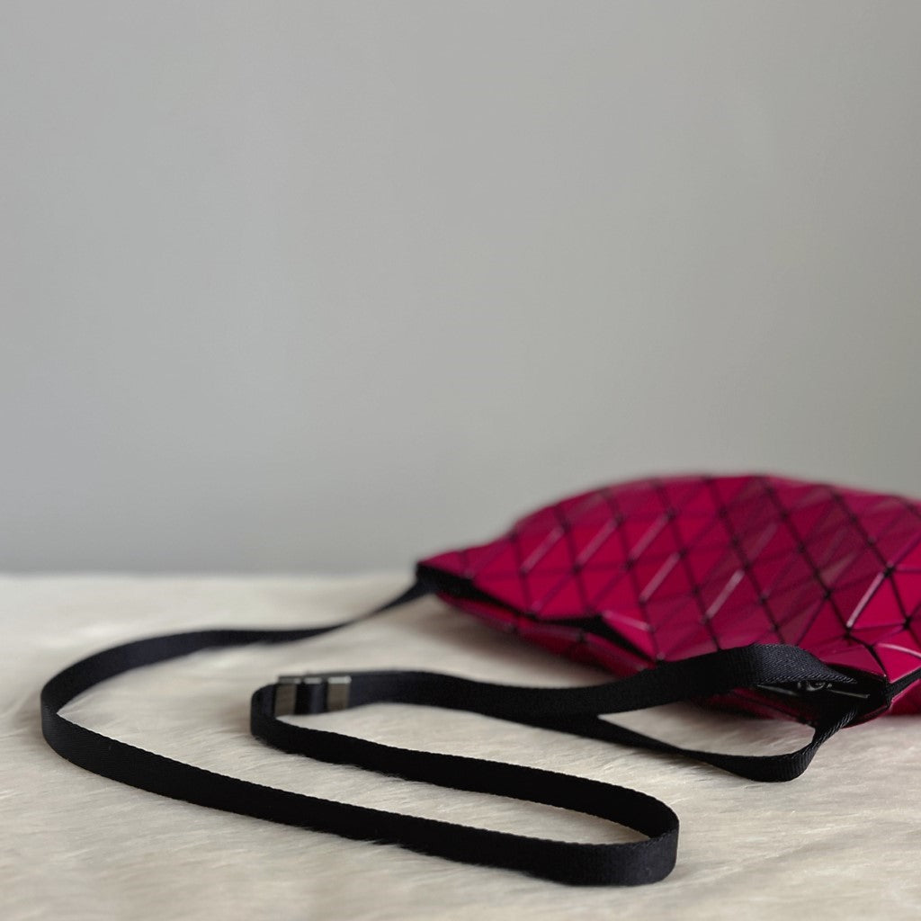 Issey Miyake Fuchsia Geometric Panels Crossbody Shoulder Bag Excellent
