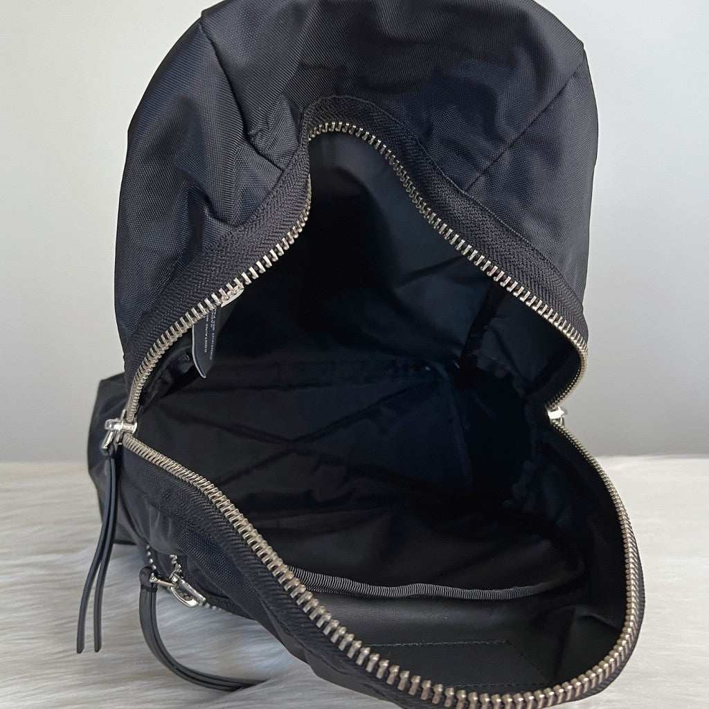 Marc Jacobs Black Multi-Compartment Backpack Like New