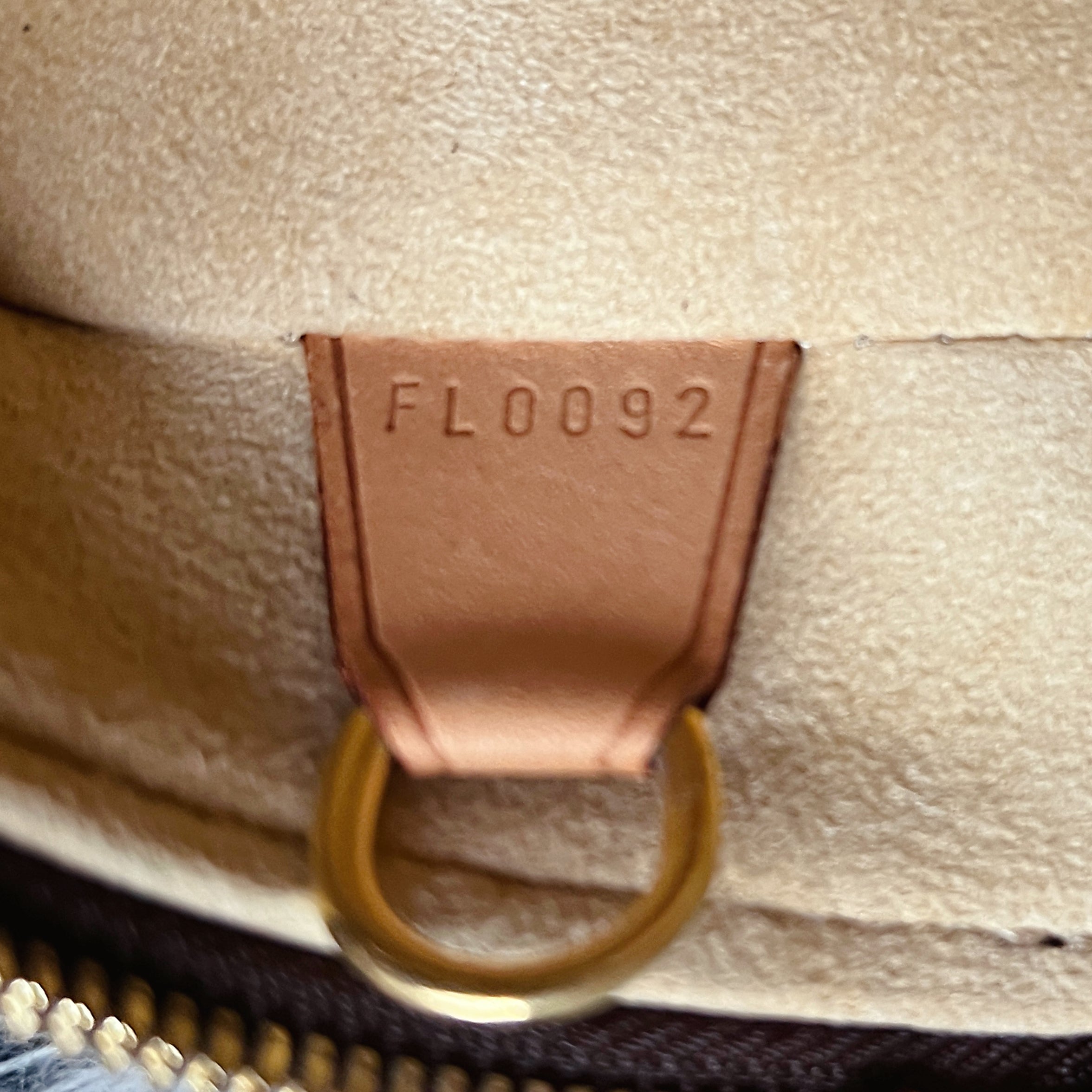 Louis Vuitton Signature Monogram Cite GM Shoulder Bag Excellent