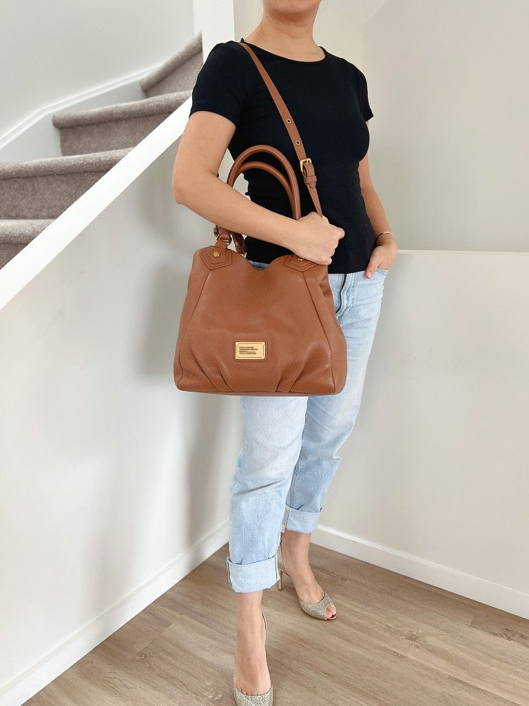 Marc Jacobs Caramel Leather Logo Detail 2 Way Shoulder Bag Like New