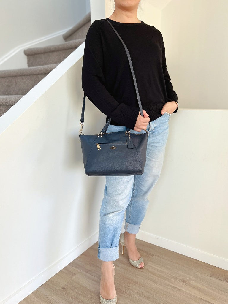 Coach Navy Leather Front Detail 2 Way Shoulder Bag Excellent