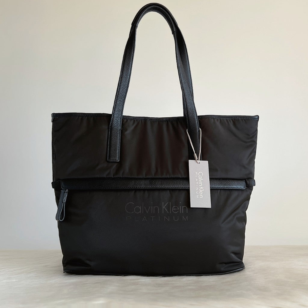 Calvin Klein Black Leather Front Logo Carryall Shoulder Bag New with Tags