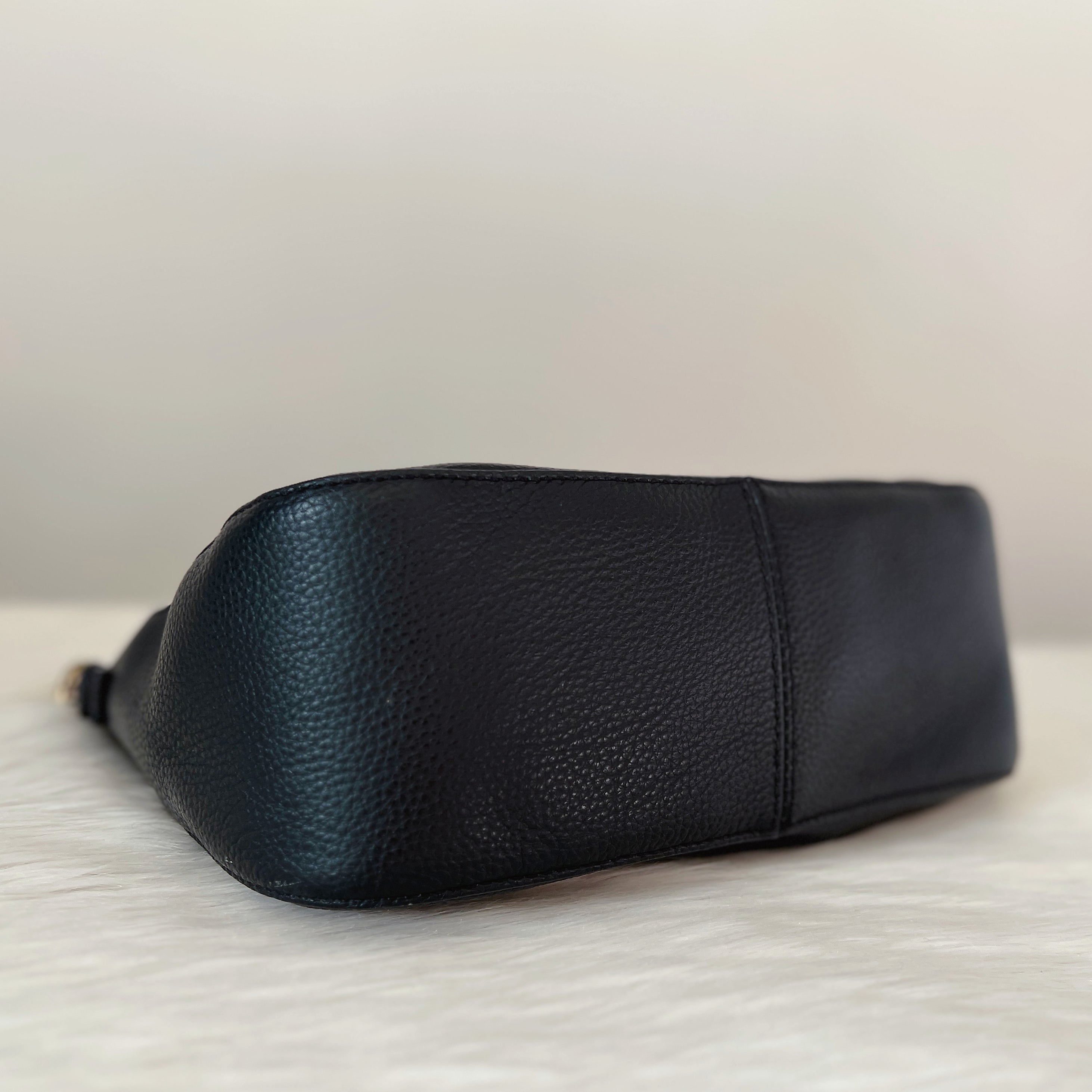 Kate Spade Black Leather Front Logo Flap 2 Way Shoulder Bag Like New