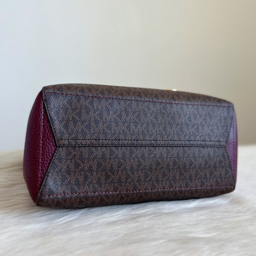 Michael Kors Plum Leather Monogram Triple Compartment 2 Way Shoulder Bag Excellent
