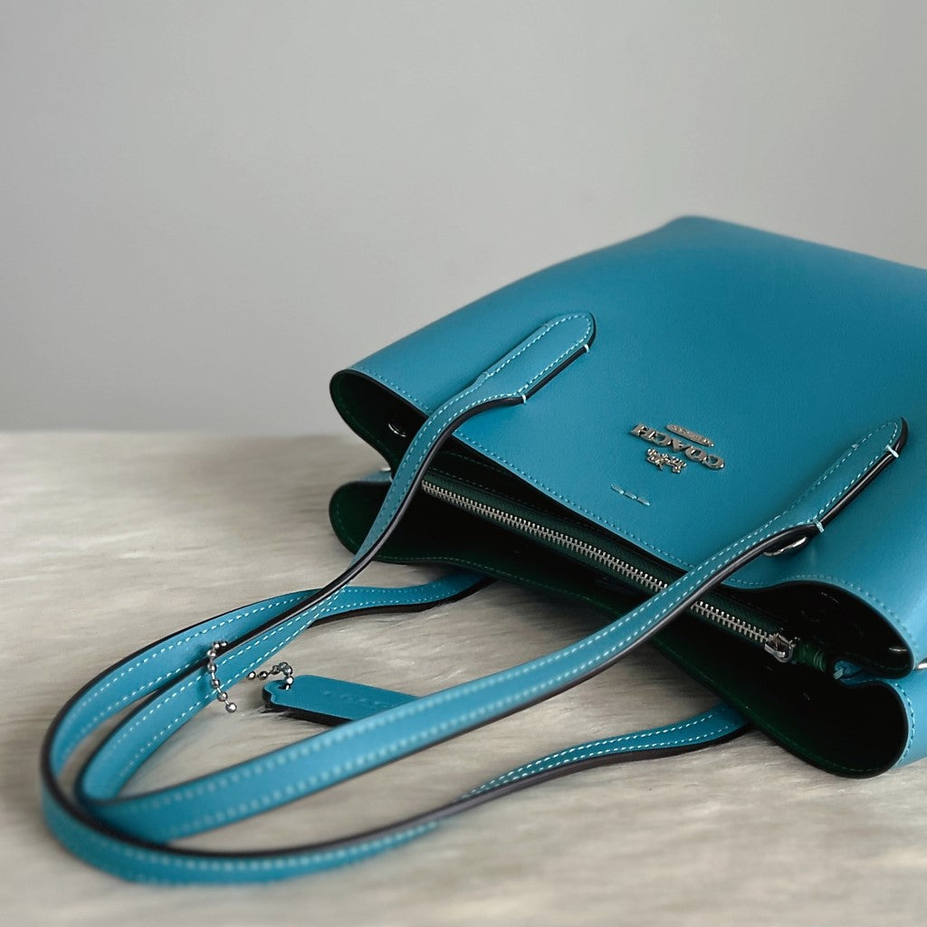 Coach Blue Leather Triple Compartment 2 Way Shoulder Bag Like New