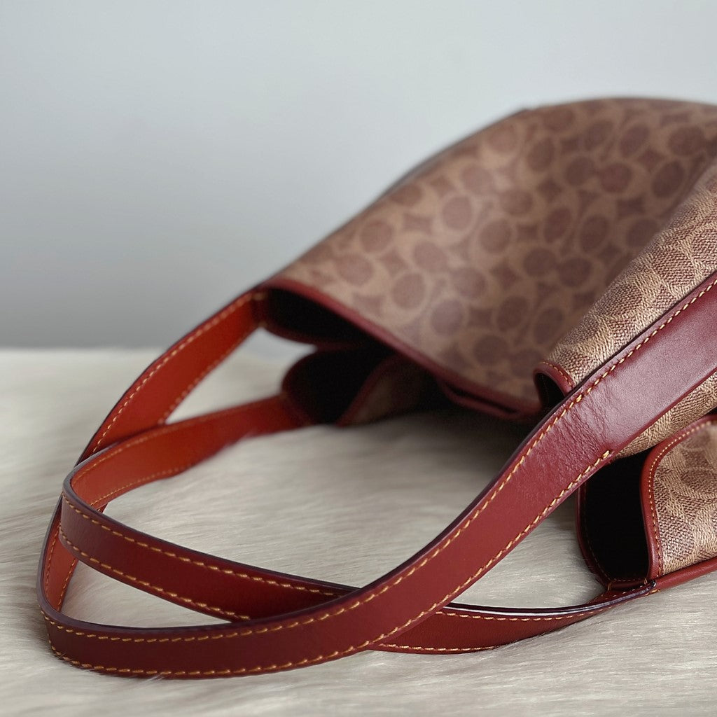 Coach Caramel Leather Monogram Triple Compartment Shoulder Bag Excellent