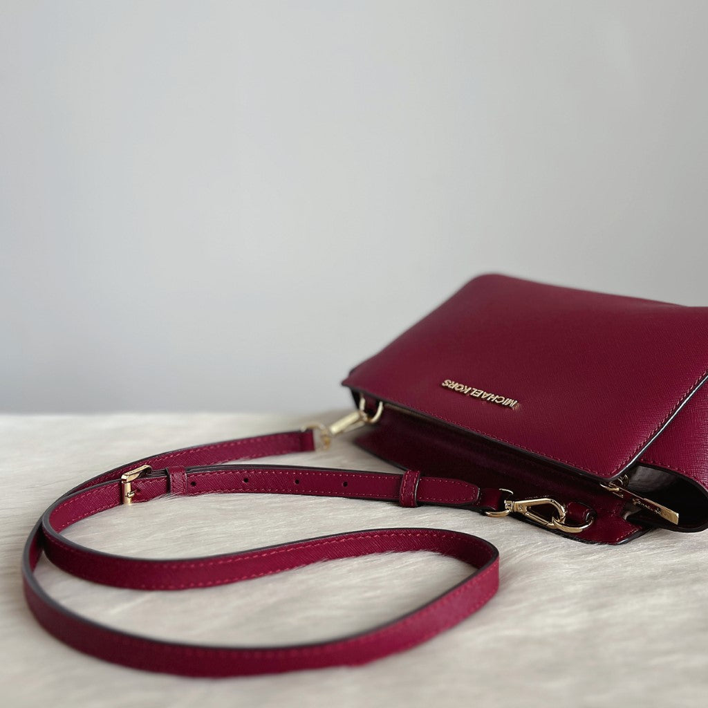 Michael Kors Burgundy Saffiano Leather Front Logo Crossbody Shoulder Bag Excellent