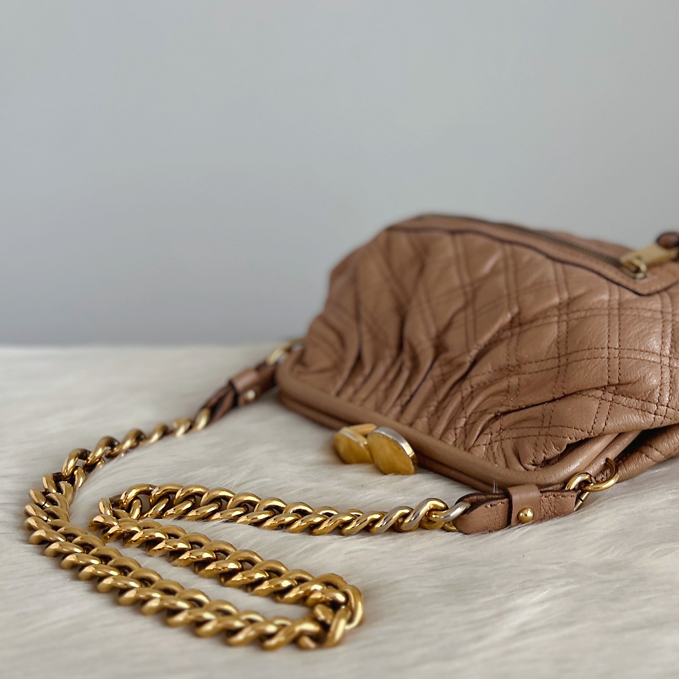 Marc Jacobs Beige Leather Quilted Chain Shoulder Bag