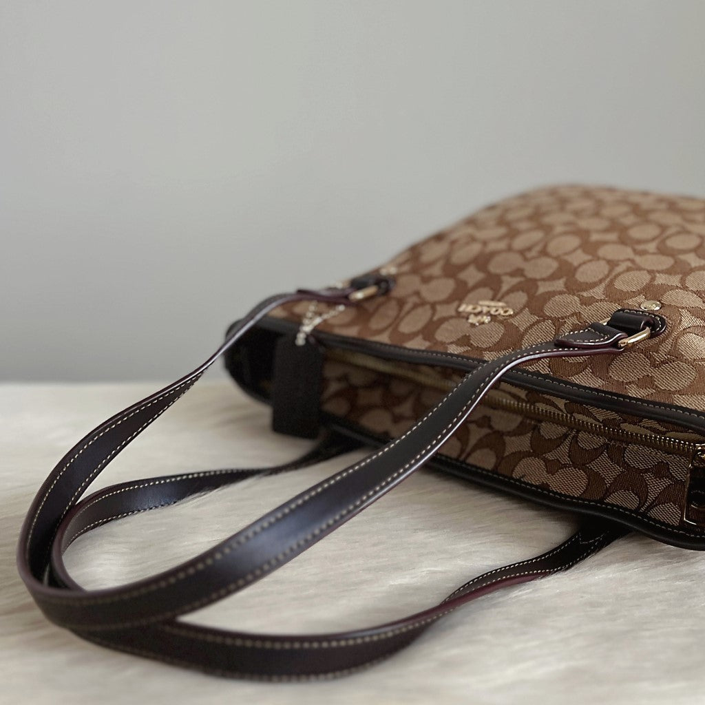 Coach Chocolate Jacquard Leather Monogram Shoulder Bag Excellent