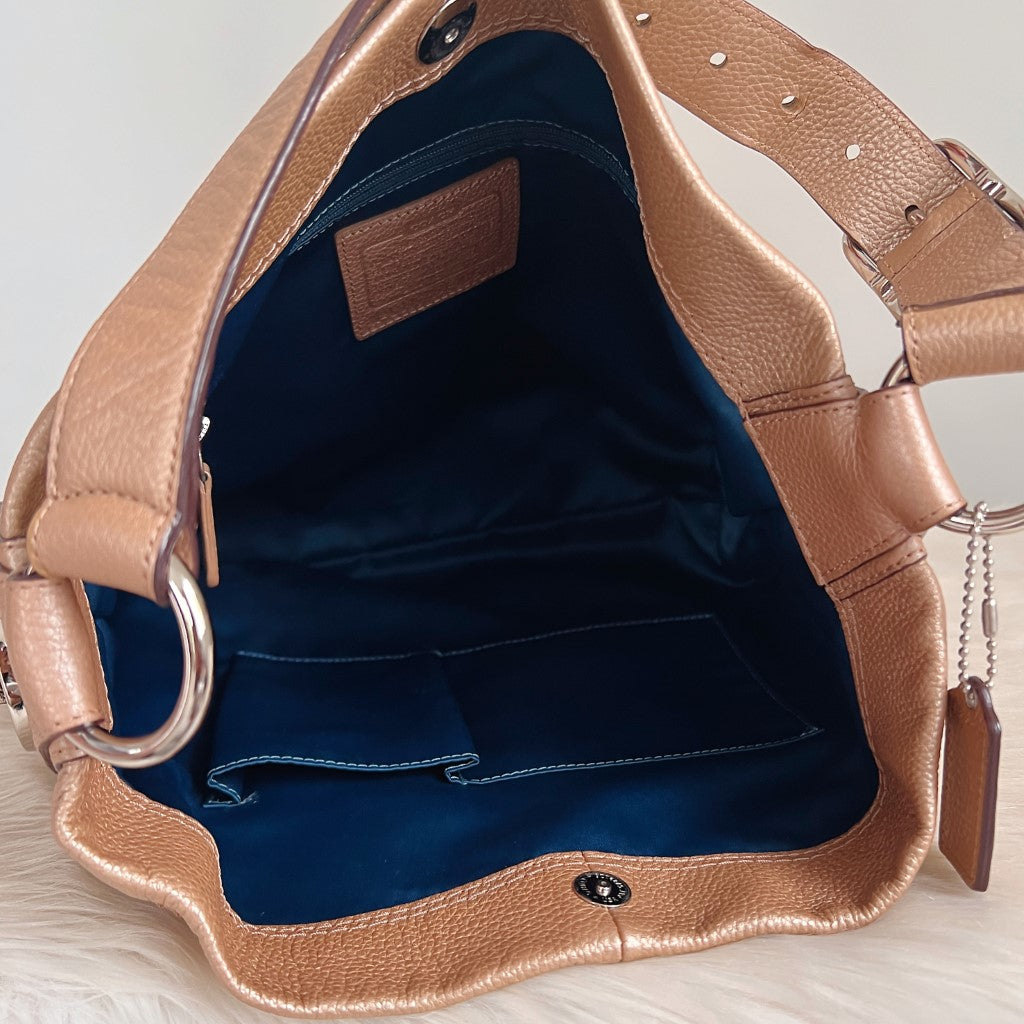 Coach Champagne Leather Side Detail Slouchy Carryall Shoulder Bag Excellent