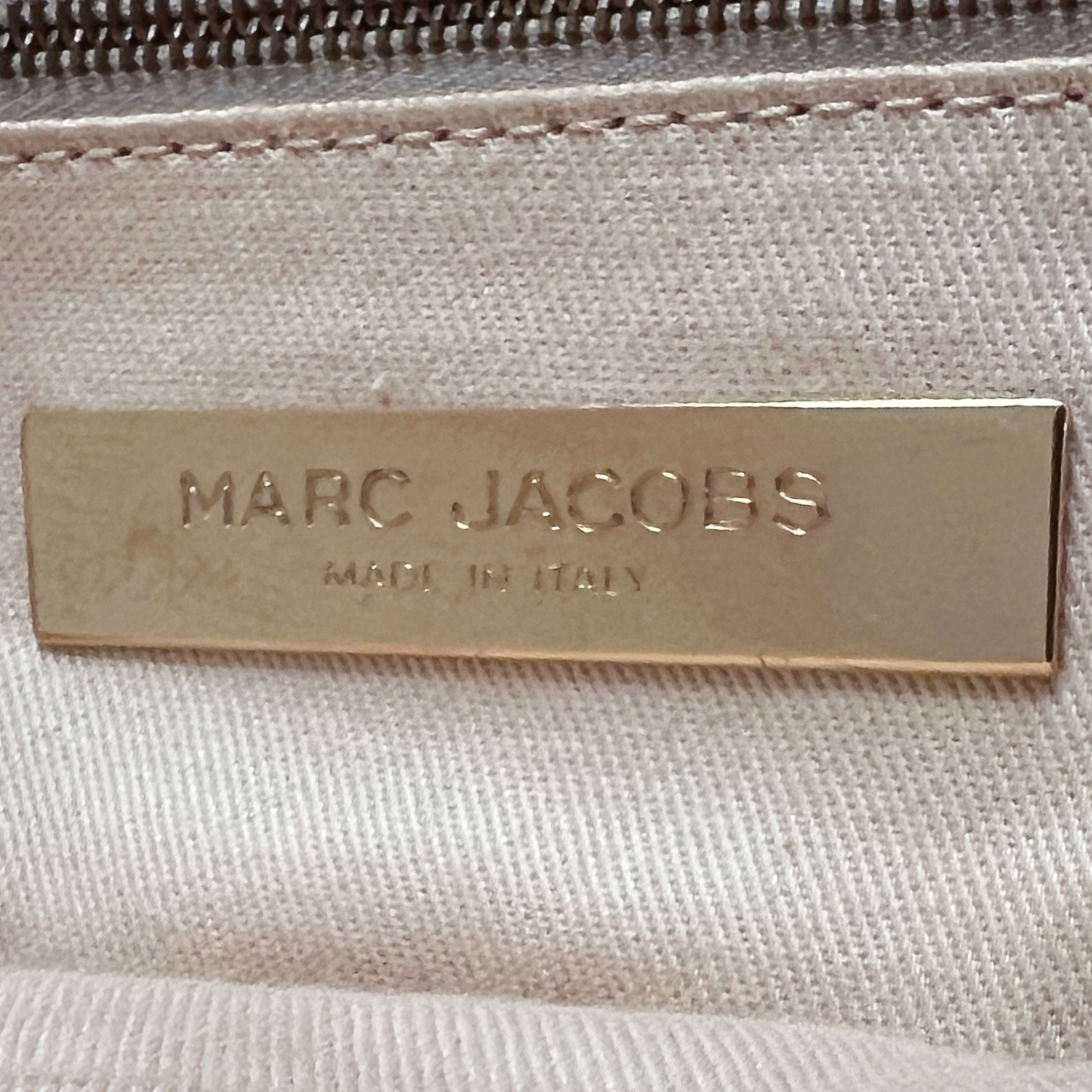 Marc Jacobs Beige Leather Quilted Chain Shoulder Bag