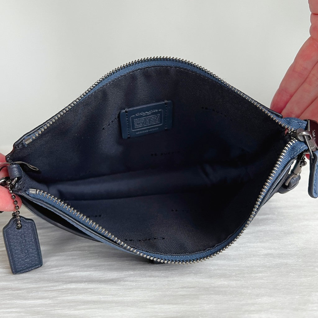 Coach Two Tone Leather Front Detail Crossbody Shoulder Bag + Pouch Like New