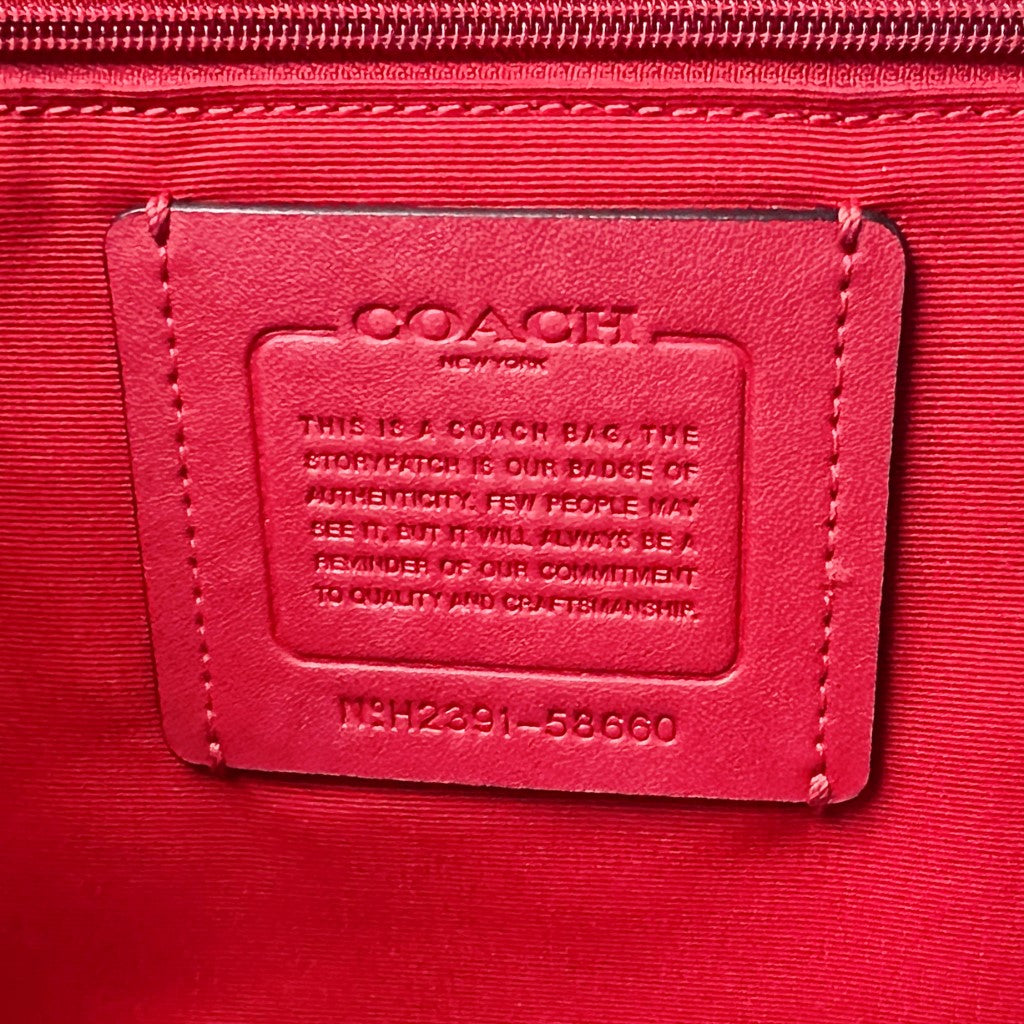 Coach Black Leather Front Logo Large Shoulder Bag Excellent